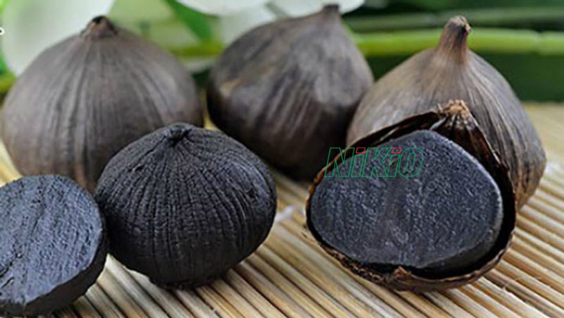 Ăn tỏi đen có tác dụng làm chậm quá trình lão hoá da và chống oxy hoá