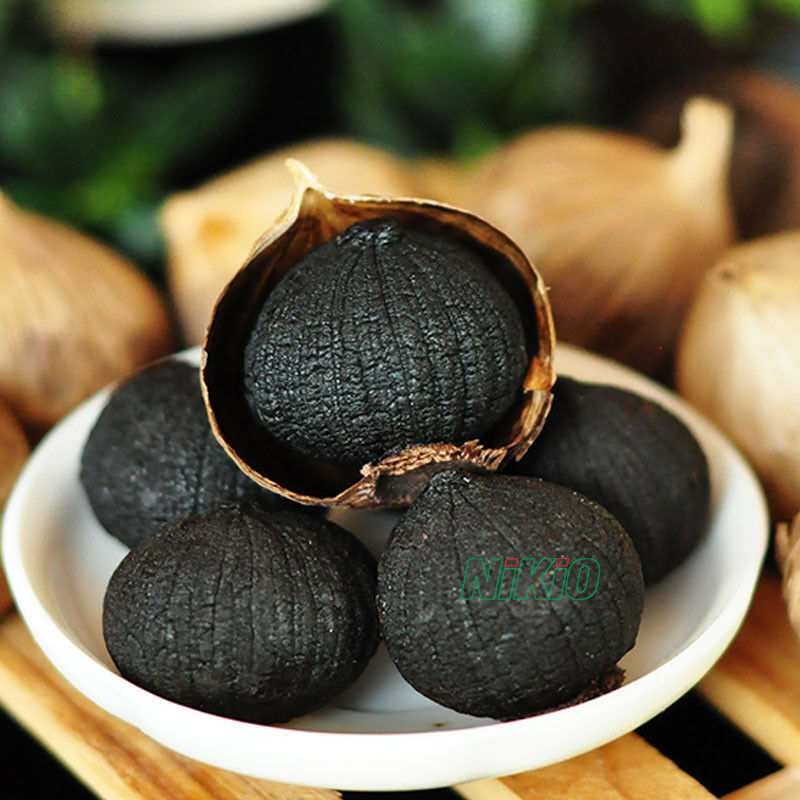 Dùng tỏi đen trực tiếp sẽ giúp hấp thụ dưỡng chất tốt nhất 
