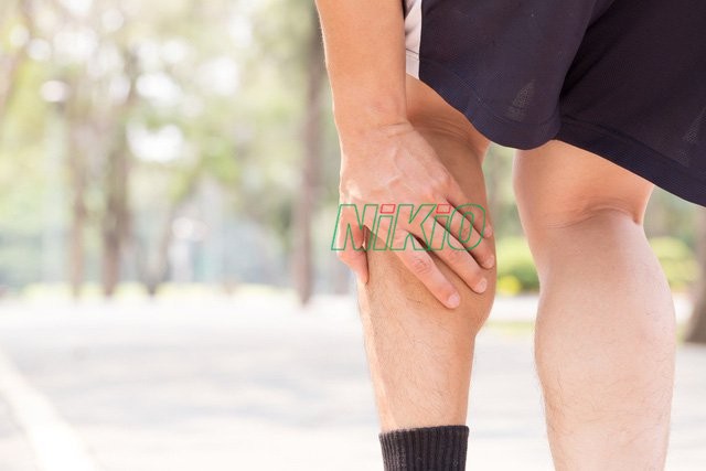 Căng cơ chân nên dành nhiều thời gian nghỉ ngơi và giảm vận động 