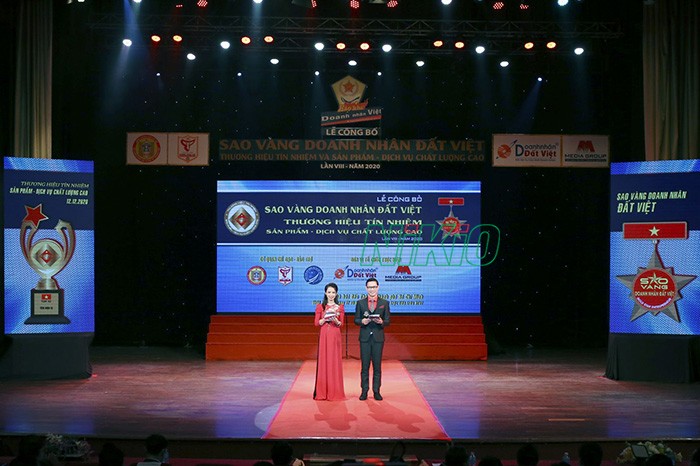 MC Anh Quân - MC Thanh Giang