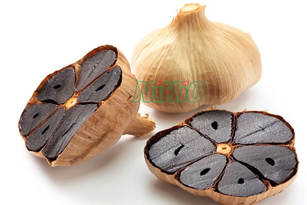 Dùng tỏi đen khi bụng đang đói là thời điểm vàng để giúp cơ khoẻ khoẻ mạnh