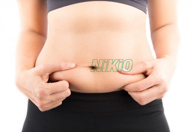  Mỡ bụng làm chị em mất tự tin và ảnh hưởng đến cơ thể 