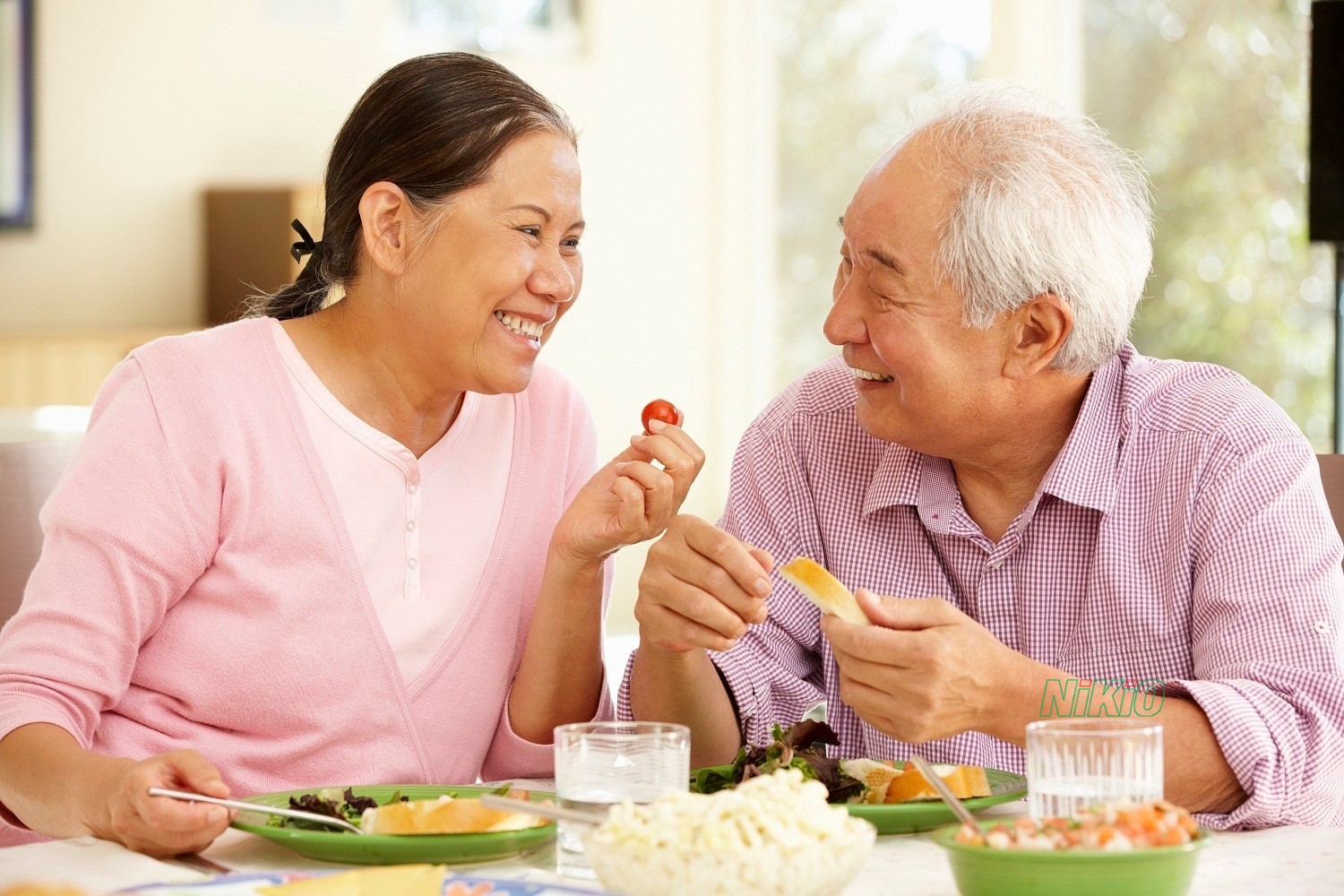 Máy làm tỏi đen loại nào tốt nhất